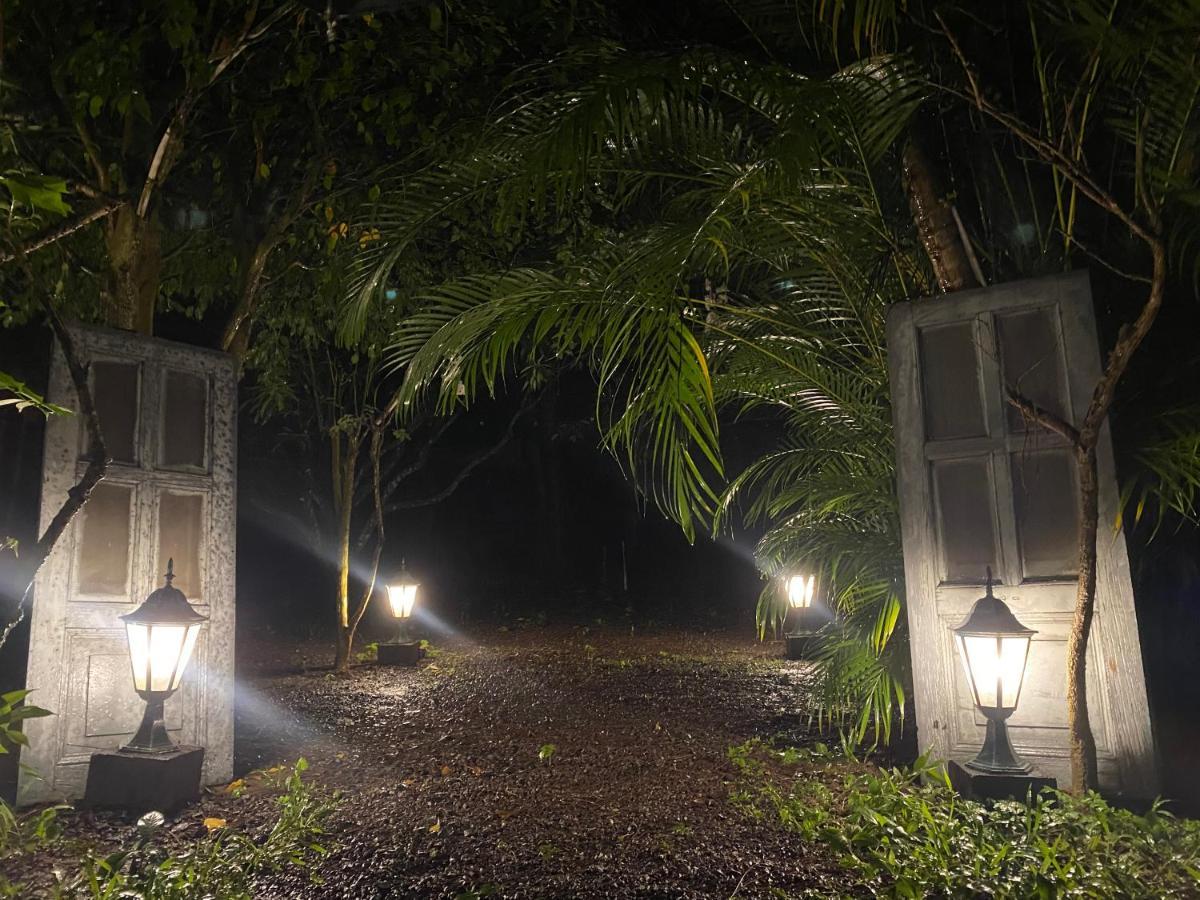 Nanda Parbat Hostal San Rafael Cedros Exterior foto