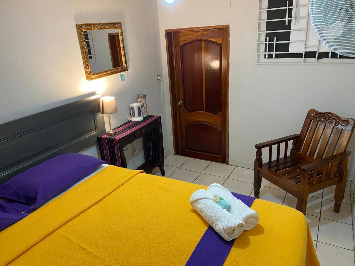 Nanda Parbat Hostal San Rafael Cedros Exterior foto